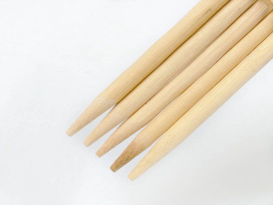 DEWOLWINKEL.NL Breinaalden hout set 5 stuks Lengte 20cm en pendikte 8mm Brei naalden hout zonder knop