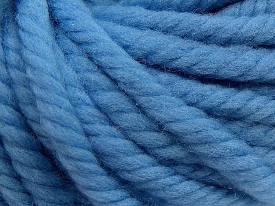 DEWOLWINKEL.NL Wol breien met breinaalden maat 10–12 mm – dikke licht blauwe breiwol kopen pakket van 3 bollen garen 100 gram per bol 100% wol