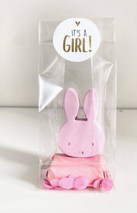 30 Kruisbodemzakjes Traktatie zakjes Blokbodemzakken + 30 stickers It's a girl Goud Wit Zwart Meisje geboren Zusje School traktaties Cellofaan zakjes Transparant Uitdelen Peuterspeelzaal Kinderopvang DH collection