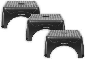 Discountershop 3X Opstapkrukje Max. belastbaar gewicht 150 KG Opstapkrukje opstapje trappetje zwart met anti-slip -150 kg oppervlak 45 x 31.5 cm