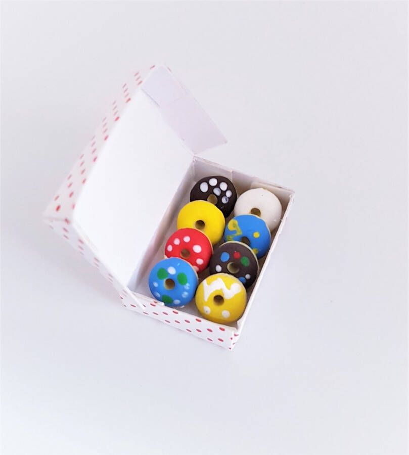 Miniatuur doosje met donuts Schaal 1:12 Poppenhuisinrichting poppenhuis accessoires