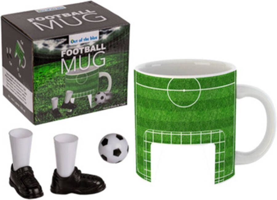 MikaMax Mok voetbal Inclusief 2 schoenen en bal 12 5 x 10 cm Voetbal mok Voor de voetballiefhebber Original