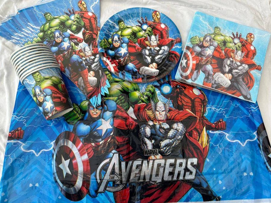 DLMK Group Marvel superhelden Feestpakket- Verjaardag Thema set kinderfeest Jongen Meisje Versiering- Marvel Verjaardag Slingers- Marvel Tafelkleed- Themafeest Stoere Verjaardag Superhelden tafeldecoratie- Superhero