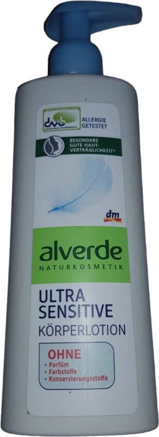 DM Alverde Ultra Sensitiv Körperlotion Jojoba (250ml) Met jojoba-olie teunisbloemolie en sheaboter is deze natuurlijke cosmetische bodylotion geschikt voor de bijzonder gevoelige huid. Het verzorgt uw huid zachtjes en zorgt voor langdurig vocht