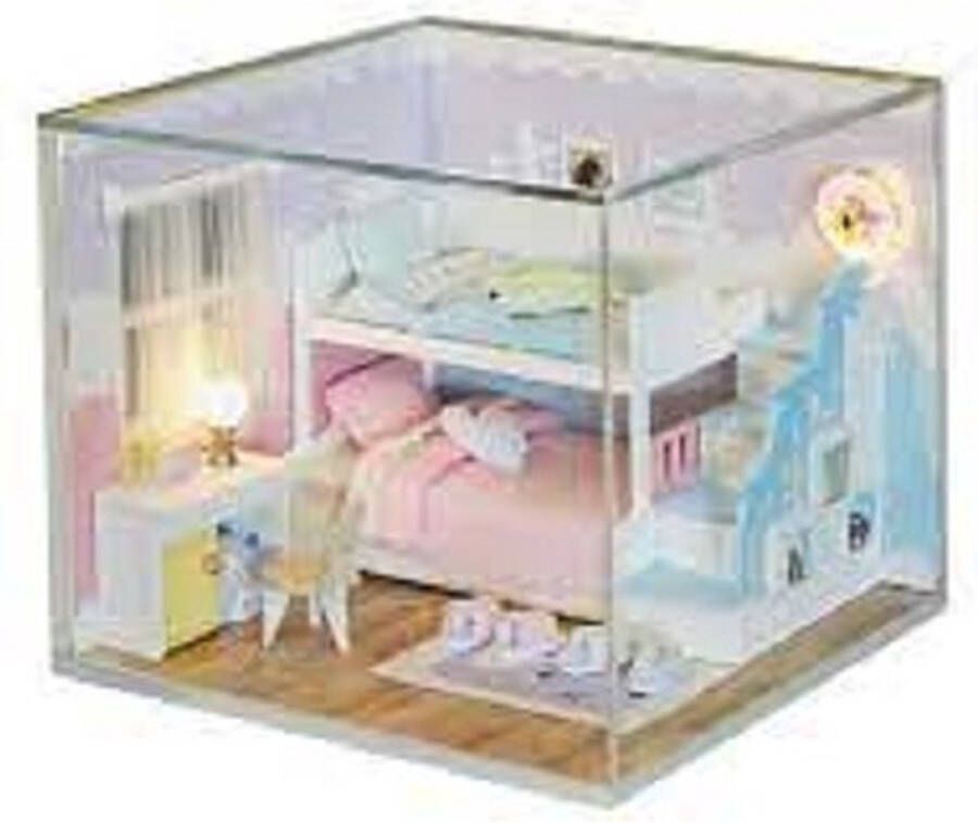 Doll House Miniatuurhuisje bouwpakket Miniature huisje Diy dollhouse Slaapkamer met stapelbed
