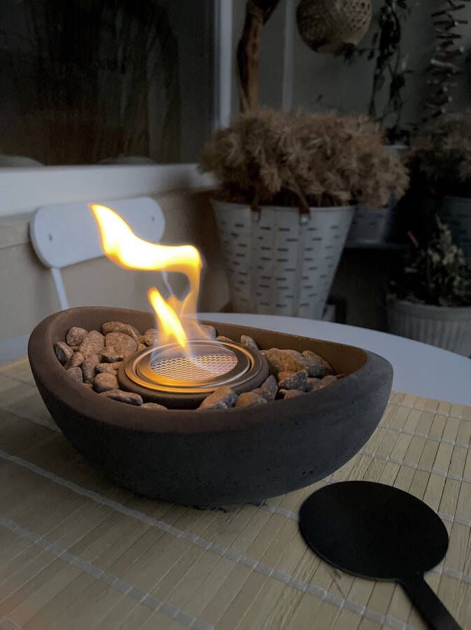 Double T Concept Oval Beton Schaal Licht Grijs Brand Tot Wel 90min Bio Ethanol Sfeerhaard Tafelhaard Vuurkorf Terrashaard Verwarming 23x16x9cm