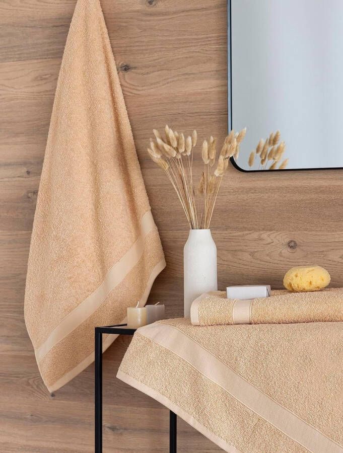 2 grote badhanddoeken 100% katoen 550 g m² extra zacht absorberend en sneldrogend afmetingen 100 x 150 cm beige