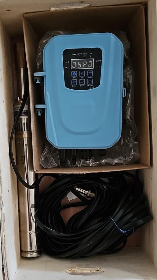 2 Zonne-energie Solar Bronpomp 1900L h 5 bar 50mm met 20m kabel