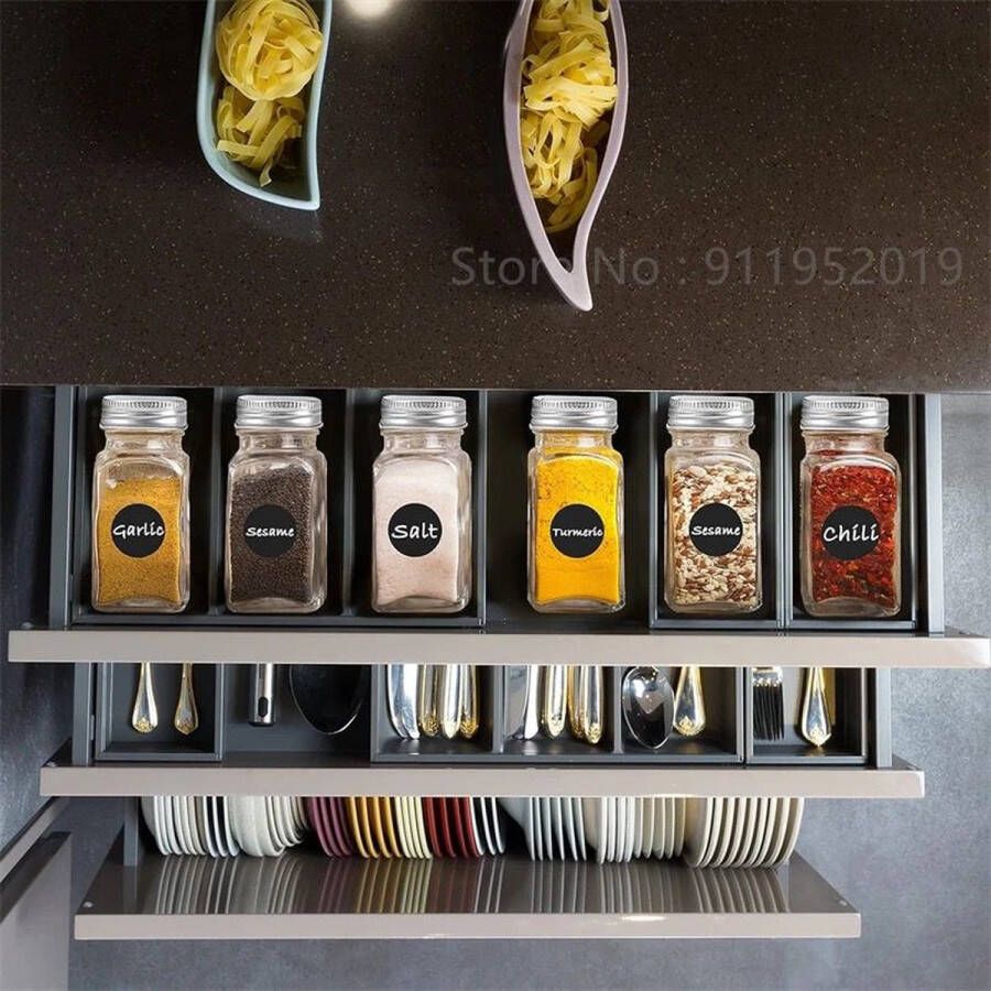 24-Glazen Kruidenpotjes vierkant met Deksel Kruidenstrooier Complete set met Strooideksels Voorbedrukte Stickers en Trechter Inhoud 120 ml