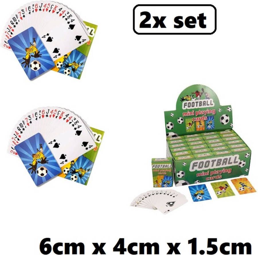 2x Mini speelkaarten set voetbal 6cm x 4cm x 1.5cm Speelkaart voetbal spel kaarten