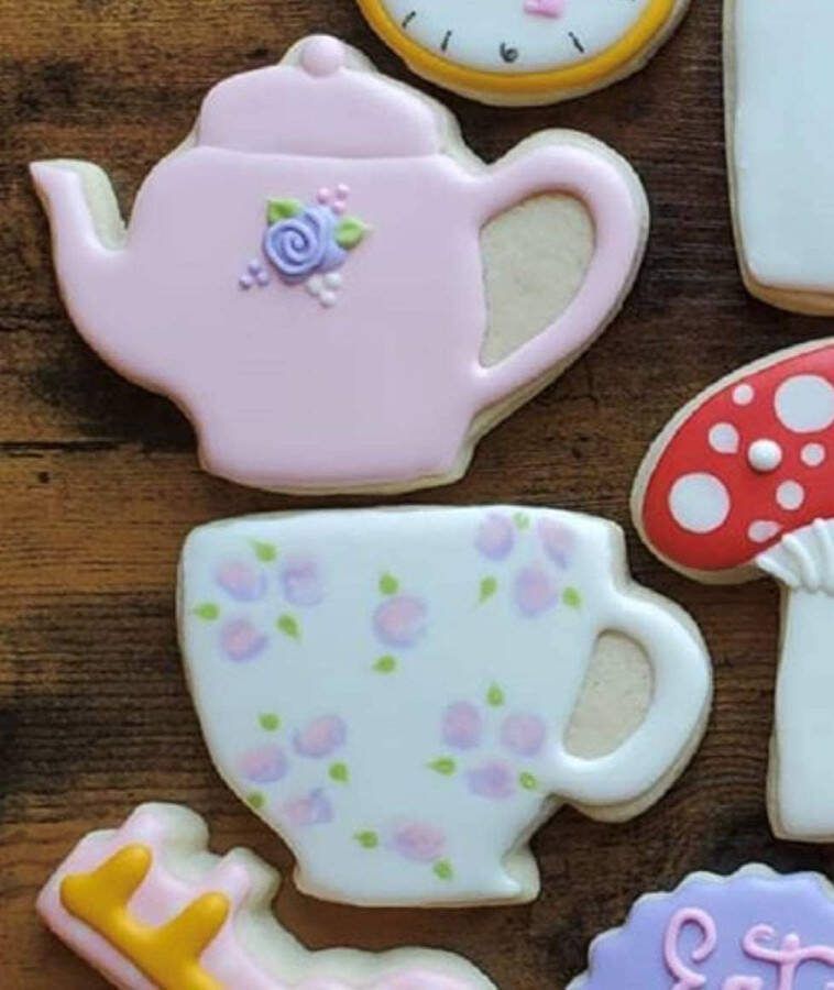 3-delige Thee Party Cookie Cutter Set met Recept Boekje Theepot Theekopje Cupcake