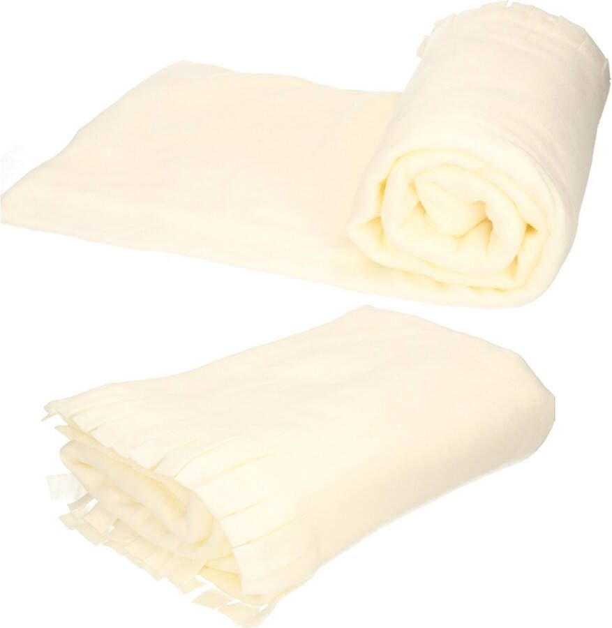 Merkloos Sans marque 3x Fleece deken plaid met franjes beige 130 x 170 cm Woonkleed Fleecedekens