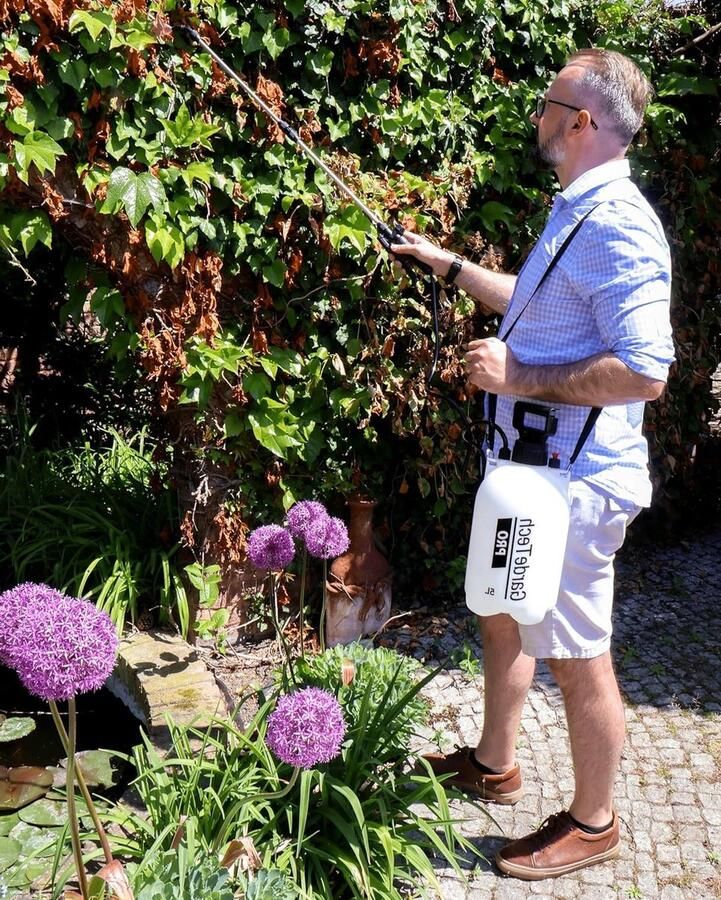 5 liter Capaciteit Drukspuit met Verstelbaar Mondstuk 12m Slanglengte Tuinspuit met Lange Spuitbuis 91cm