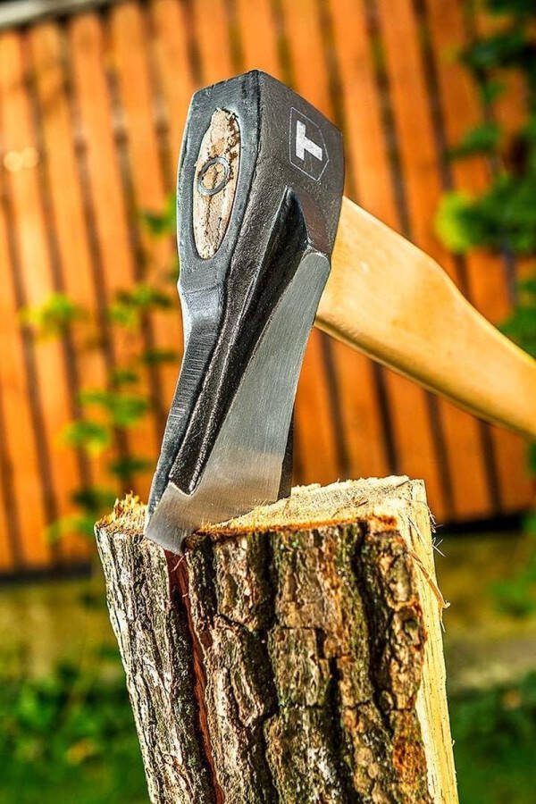 600 g gereedschapsstaal bijl met houten steel totale lengte 380 mm DIN 5131 05A136