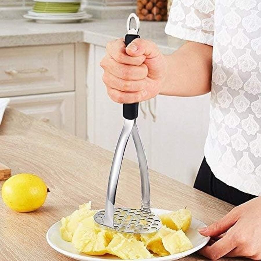 Aardappelstamper groentestamper van roestvrij staal aardappelschiller aardappelpers voor gevoelige aardappelmodder met rubberen greep