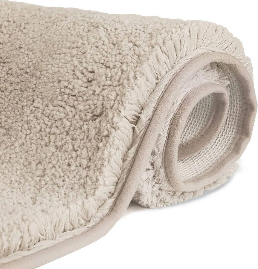 Antislip hoogpolige badmat 80 x 150 cm machinewasbare badmat met waterabsorberende zachte microvezels voor badkuip douche en badkamer (beige)