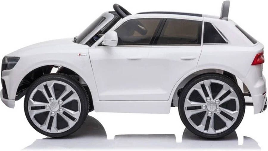Audi Q8 Quattro S-line 12V wit leder 2.4ghz RC Kinderauto