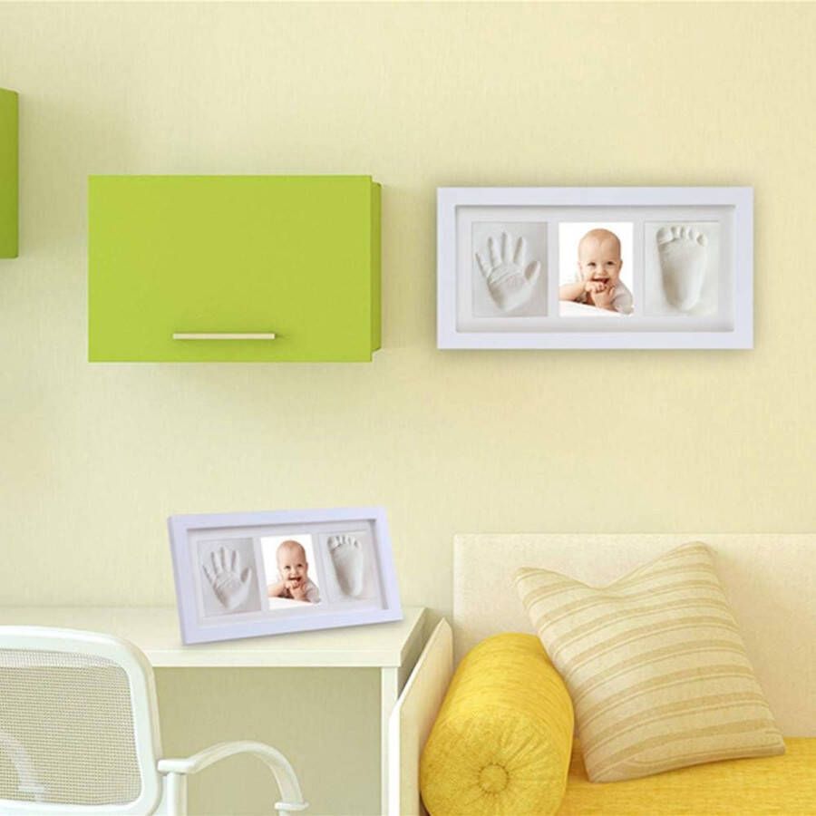 Baby handafdruk lijst voor baby pasgeborenen jongens en meisjes witte tint niet giftig houten fotolijst voor geboortelijst met alfabet vorm (wit)