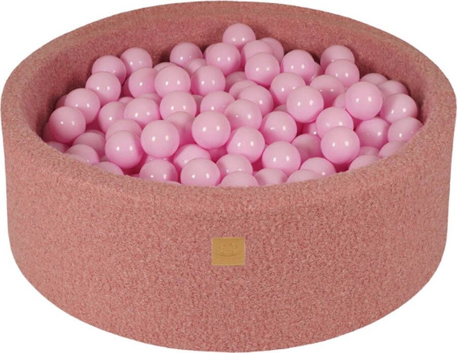 Ballenbak boucle ( teddy stof) 90 x30 cm + 200 ballen roze