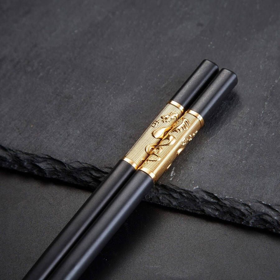 Bestnote Japanese Natural Wooden Chopsticks Reusable Classic Type Dishwasher Safe 2 Pairs Set with Box New Year Gift