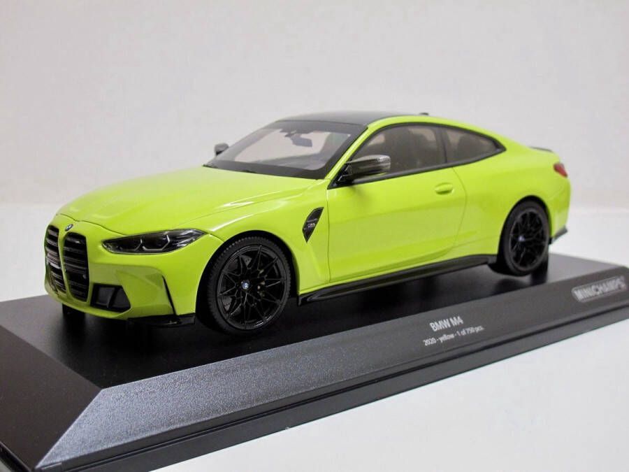 BMW M4 2020 (Geel) (30 cm) 1 18 Minichamps {Modelauto Schaalmodel Miniatuurauto}