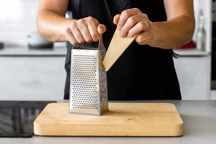 Bokrasp met ets roestvrijstalen rasp met handvat en 4 snijvlakken voor grove middelgrote schuren- en ruitmessen 10 5 x 8 x 24 cm 1 stuk