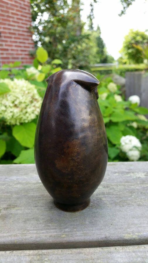 BRONZEN TUINBEELD UIL ABSTRACT BOLLE UIL BRONS VOGEL