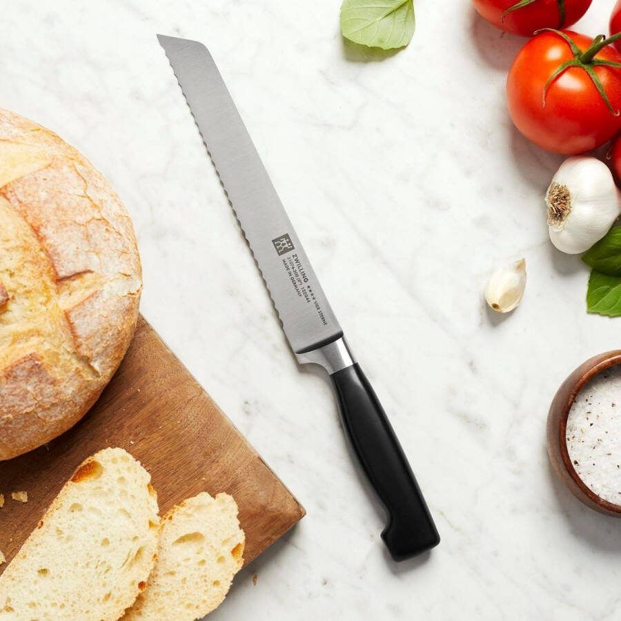 Broodmes Lemmetlengte 20 cm Gekarteld Roestvrij Staal Kunststof Handvat Vier Sterren