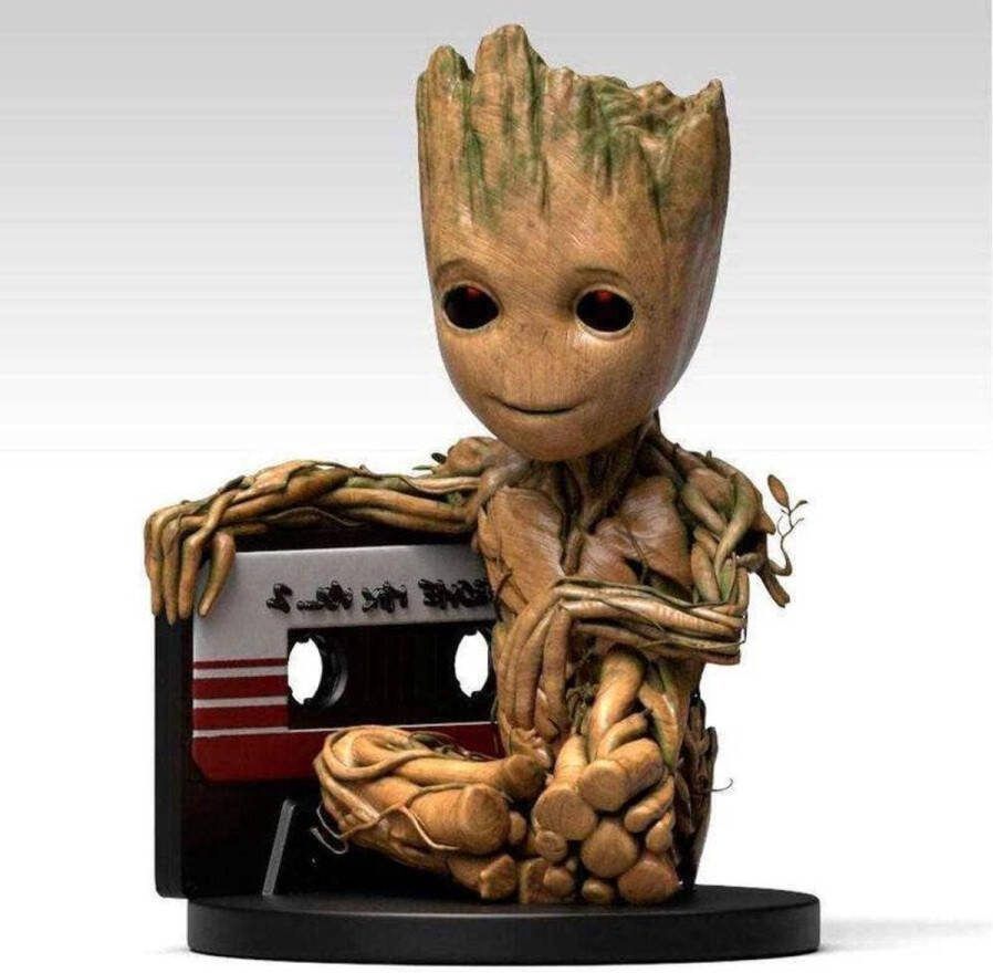 Cassette Spaarpot 20Cm met Baby Groot Figuur