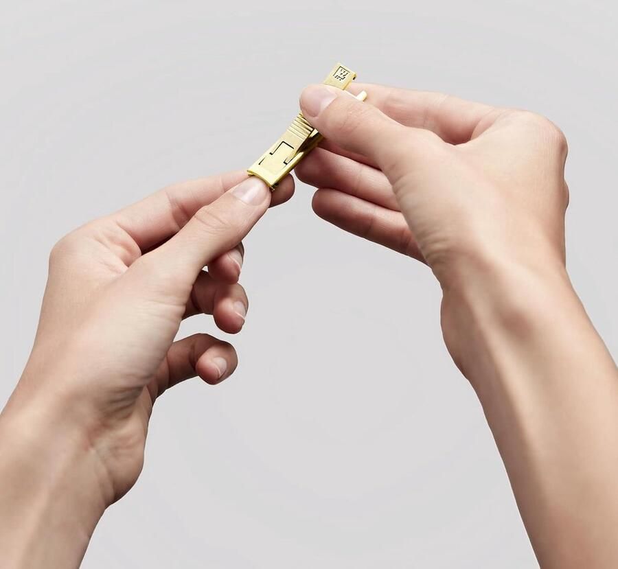 Compacte Nagelknipper Ultrapat met Nagelvijl Licht Gebogen Kniprand Reizen en Onderweg Inclusief Leren Etui Premium Goud