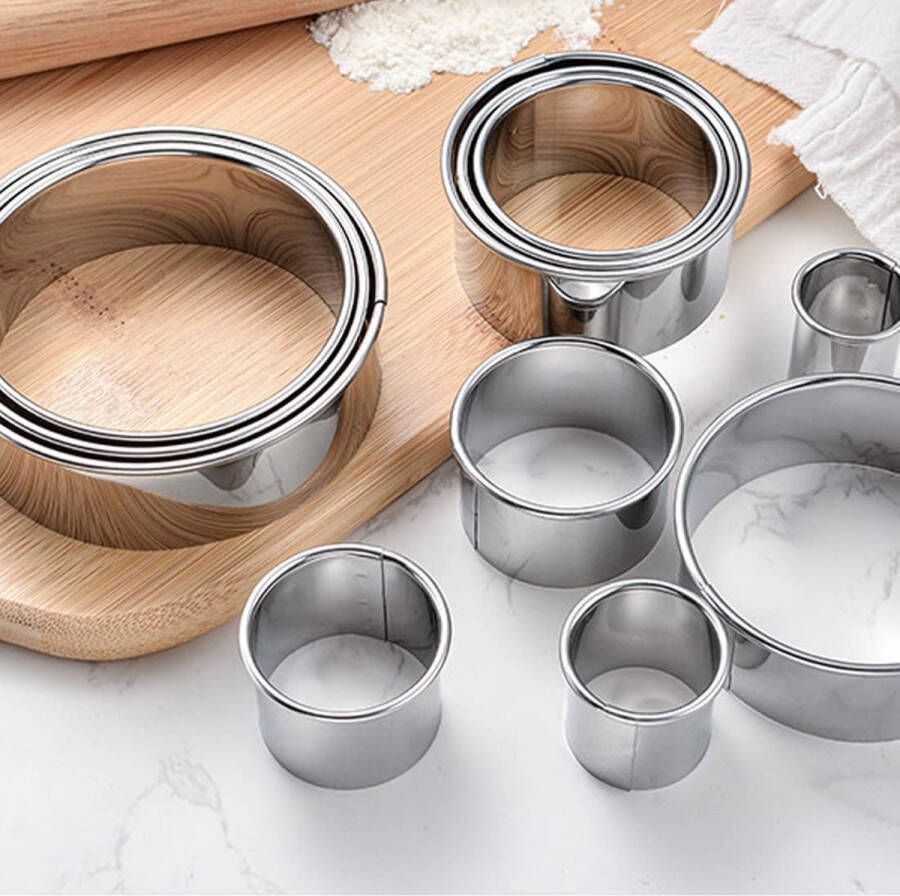 Cookie Cutter rond ringen koekjessnijder 12 stuks ronde uitsteekvormen met opbergdoos koekjessnijder van roestvrij staal doe-het-zelf keukenaccessoires