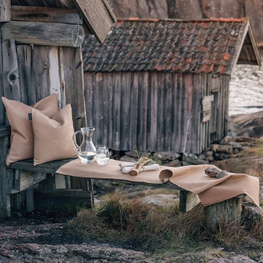 Decoratieve tafelloper voor eettafel 45x150 cm 100% geribbeld katoen machinewasbaar oudroze