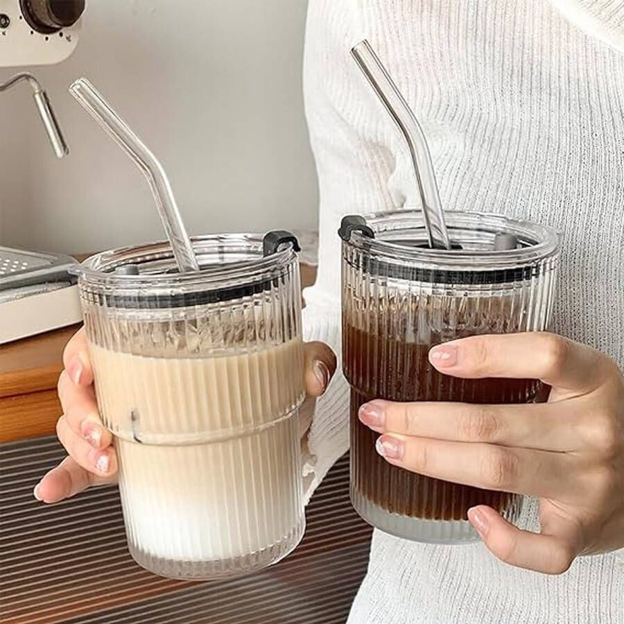 Drinkbeker met rietje en deksel Glazen beker 450 ml geribbelde drinkbeker met rietje Smoothie glazen beker Koffiebeker Groot drinkglas 450 ml Transparant Elegant