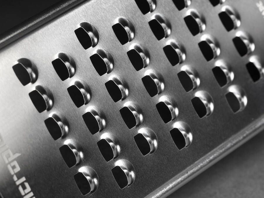 Extra grove keukenrasp voor harde kaas chocolade en truffel Professionele Serie roestvrij staal