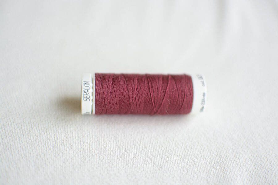 Garen 2 stuks 200m bruin rood bruin universeel naaigaren stikzijde
