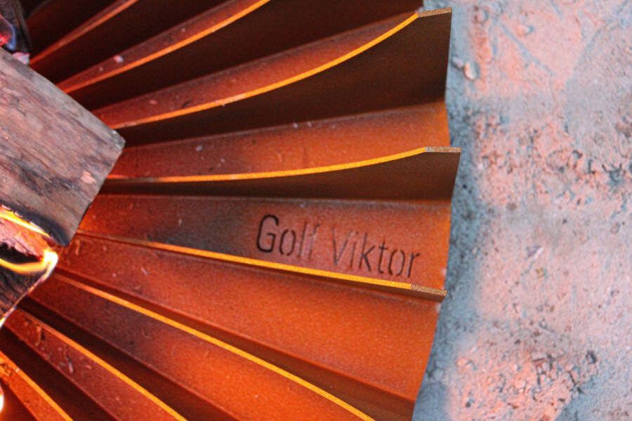 Golf Viktor Kemence vuurkorf rond cortenstaal diameter 70 cm terrashaard vuurhaard vuurkorf -terrashaard vuurschaal voor buiten