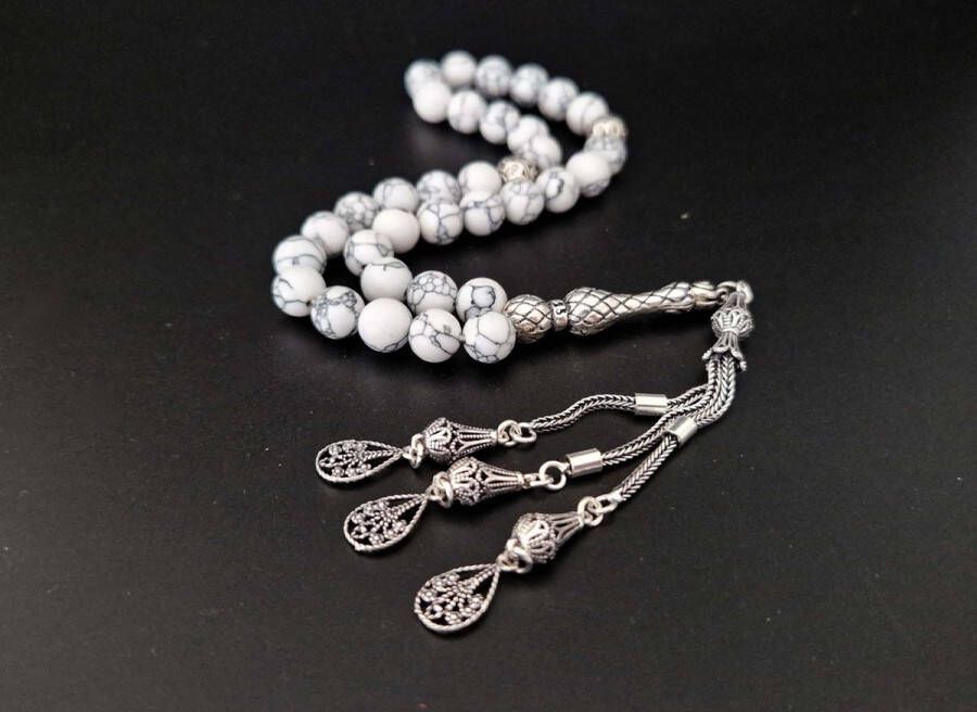 Handgemaakte natuursteen tesbih met Klauw tassel 925 zilver Howlite Wit met 925 Zilver Kwastjes Druppels Aantal kralen 33 Diameter kralen 8MM