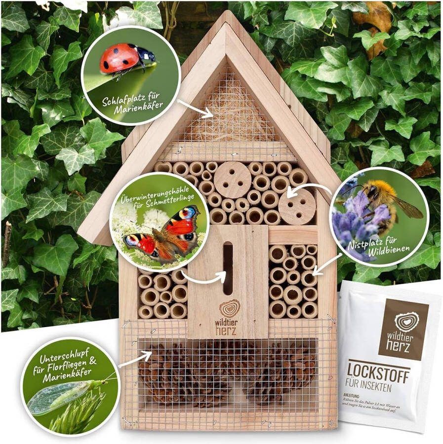 Insectenhotel Design insectenhotel met natuurlijke materiaal Voor bijen lieveheersbeestjes en vlinders Om op te hangen ‎42 x 28 x 10 cm; 1 79 kg