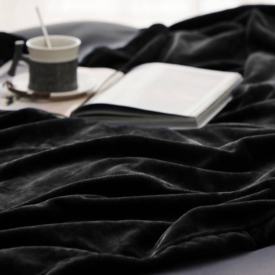 Knuffeldeken pluizige deken fleece-deken voor in de woonkamer warm winter zacht voor op de bank dekens zitbank 150 x 200 cm XL zwart