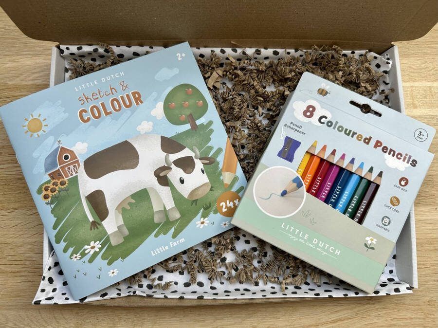 Knutselpakket Little Dutch kleurboek Little Farm en Little Dutch Kleurpotloden Brievenbuspakket Boerderij Knutselen Creatief Kleuren Spelen Vakantie Nieuw Kind Kleuter Peuter Jongen Meisje DIY