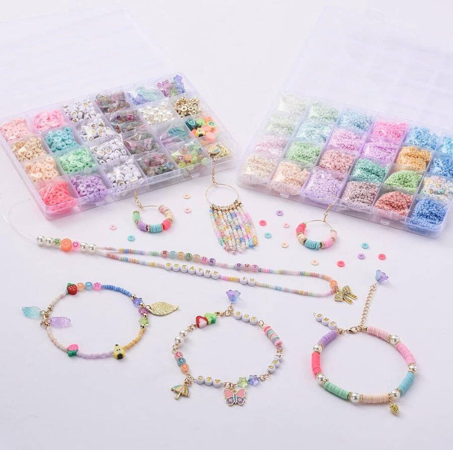 Kralen om te rijgen 3 mm polymeerkleikralen bedelset glasparels kralensets met smiley en gouden letterkralen voor het zelf maken van armbanden sieraden en oorbellen