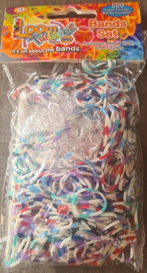Loom Bandjes Gestreept Rood Wit Blauw Zwart 600 stuks Loombandjes Loomelastiekjes Elastiekjes Inlcusief S-Clips Haakjes Loom Twister