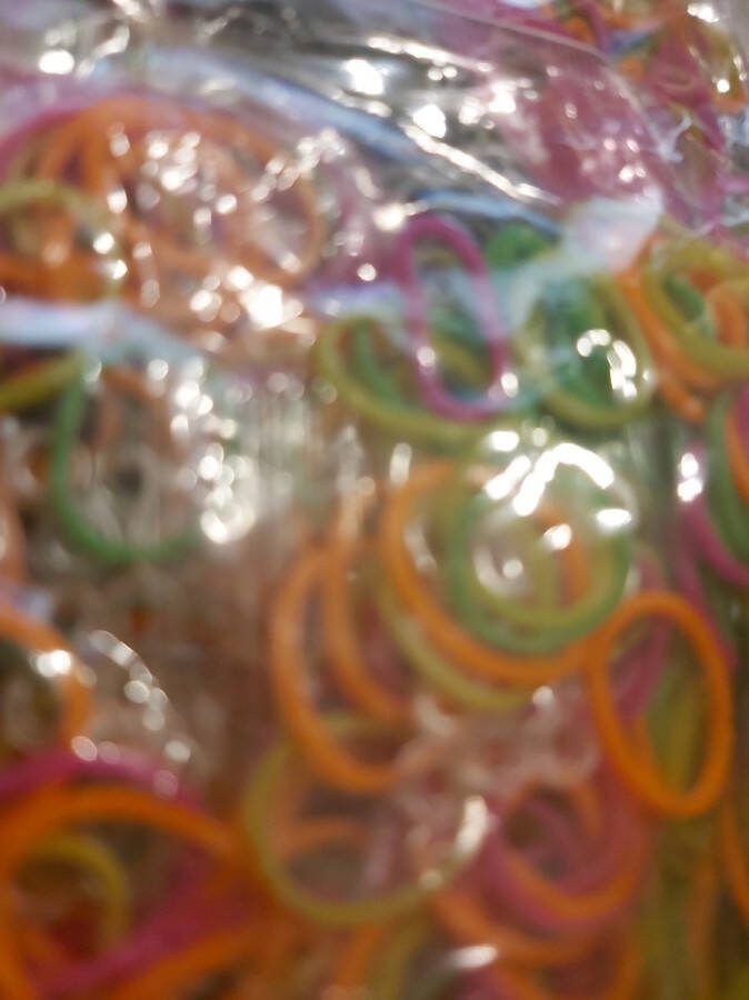 Merkloos Sans marque Loombandjes 200 stuks in zakje set van 4 stuks