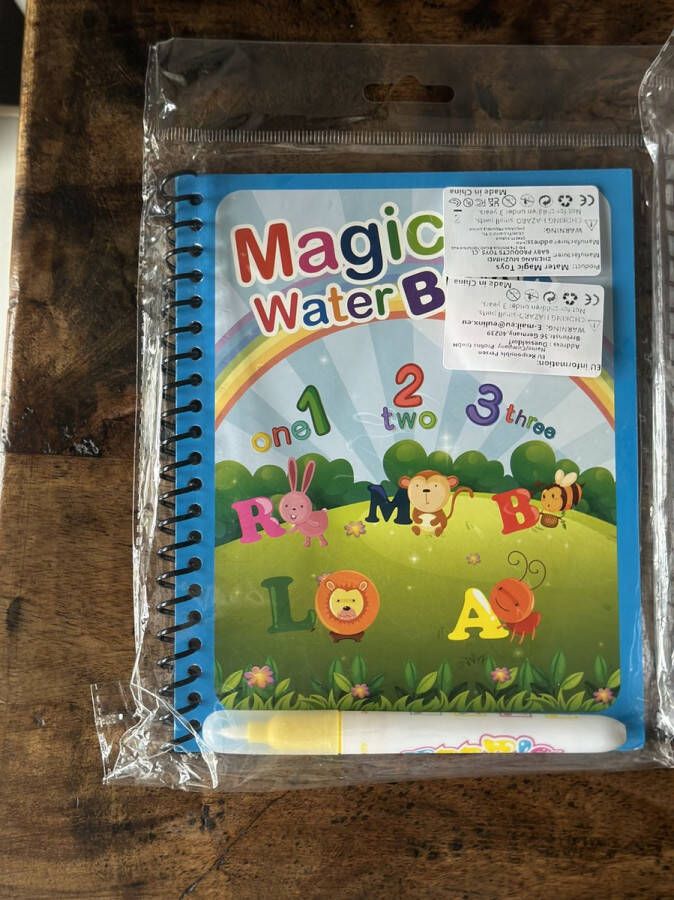 Magic water book set van 4- Hot Koop Herbruikbare Magic Water Drawing Kleurboek Kinderen Zintuiglijke Vroege Onderwijs Voor Kinderen Verjaardagscadeau Montessori Speelgoed