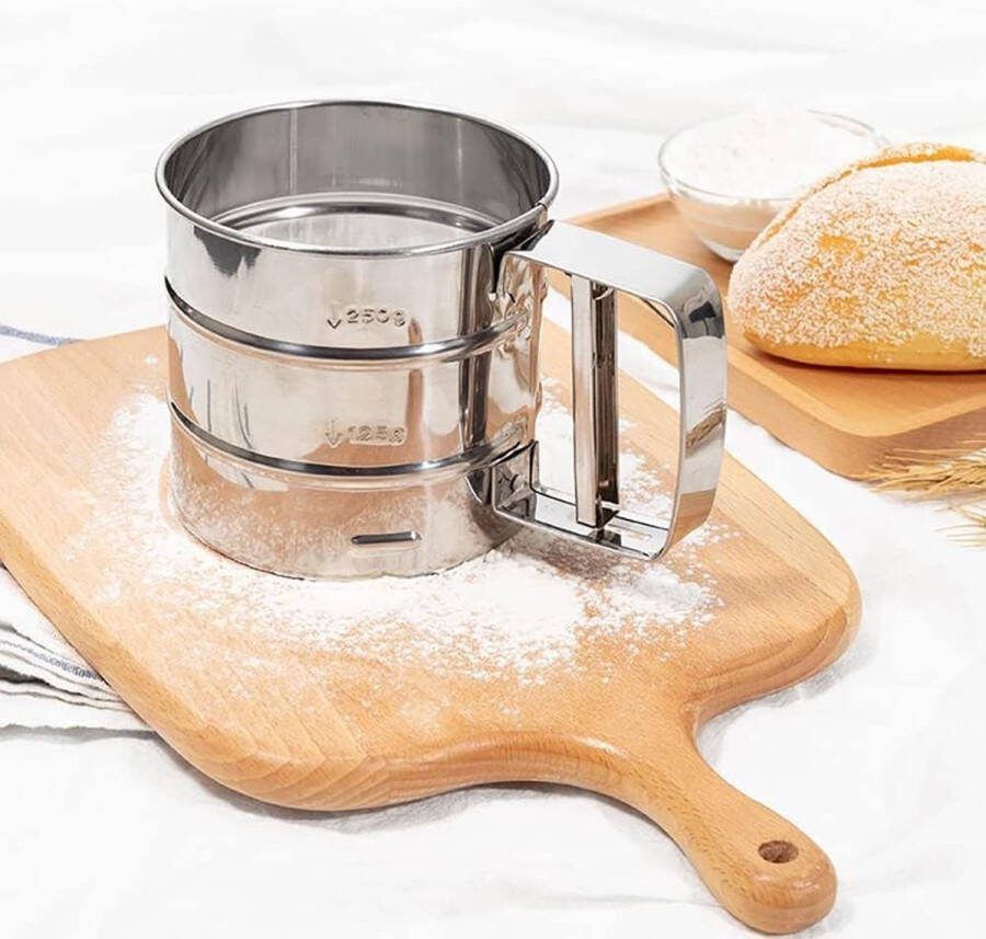 Meelzeef zeef flour sieve