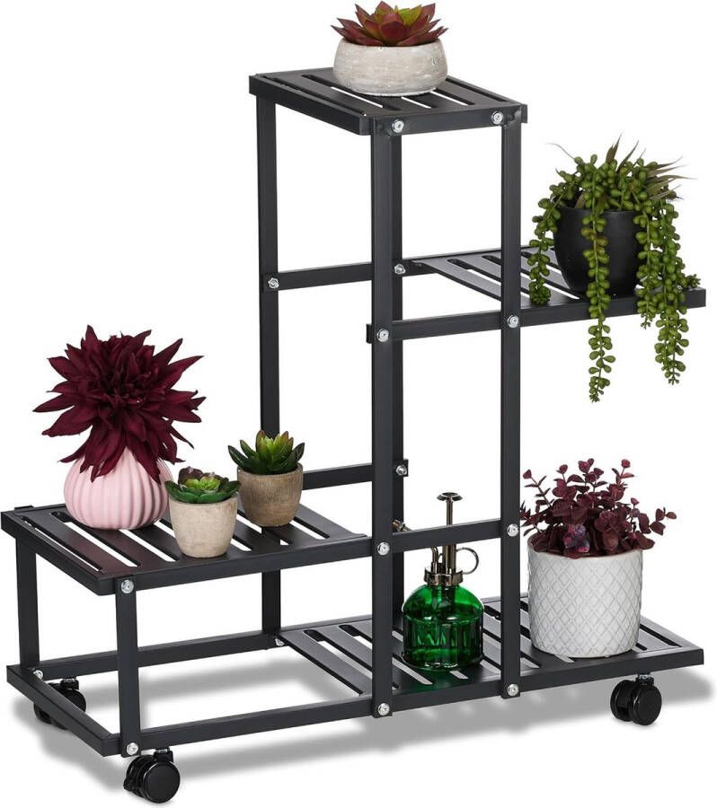 Metalen bloemen trap plantenrek met wielen H x B x D: 60 5 x 61 5 x 26 cm metaal 4 plateaus plantentrap voor binnen zwart