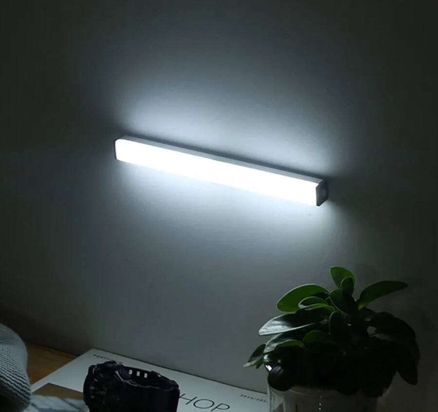 Nachtlamp met Bewegingsensor Inclusief Oplaadkabel LED Wandlamp Binnen Wit Magnetische Montage 30 cm Wit Licht