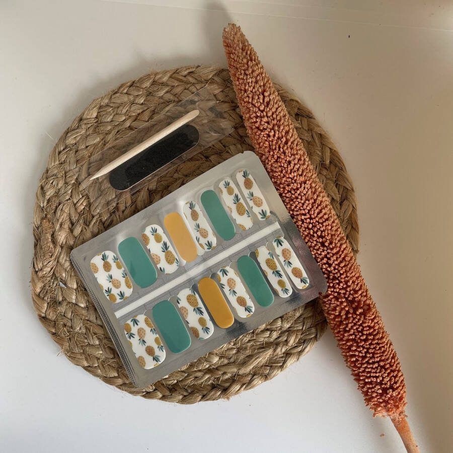 NailWrapz Tropical Twist Nagel wraps nagelstickers- geen UV lamp nodig Thuis manicure