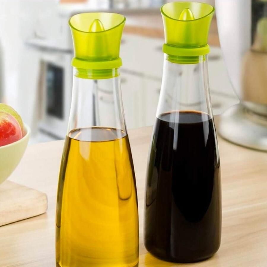 Oliefles van borosilicaatglas met schenktuit van groene siliconen 500 ml vaatwasmachinebestendig