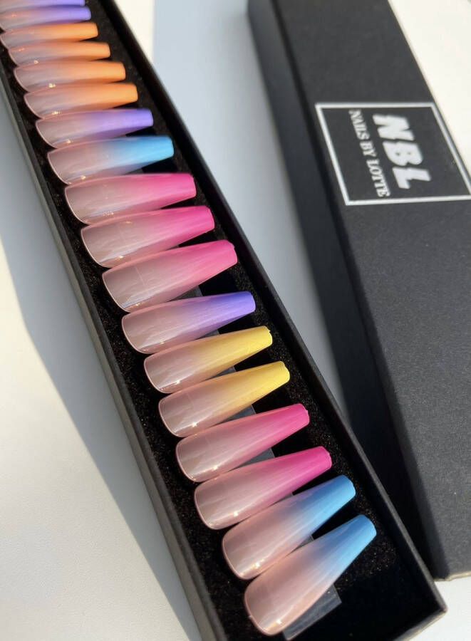 Ombre nagels nepnagels nagellijm roze oranje geel paars lang